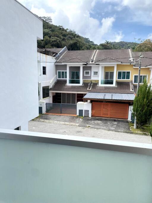 Azzalea Homes 2 @ Taman Golden Hills Cameron Highlands Exterior photo